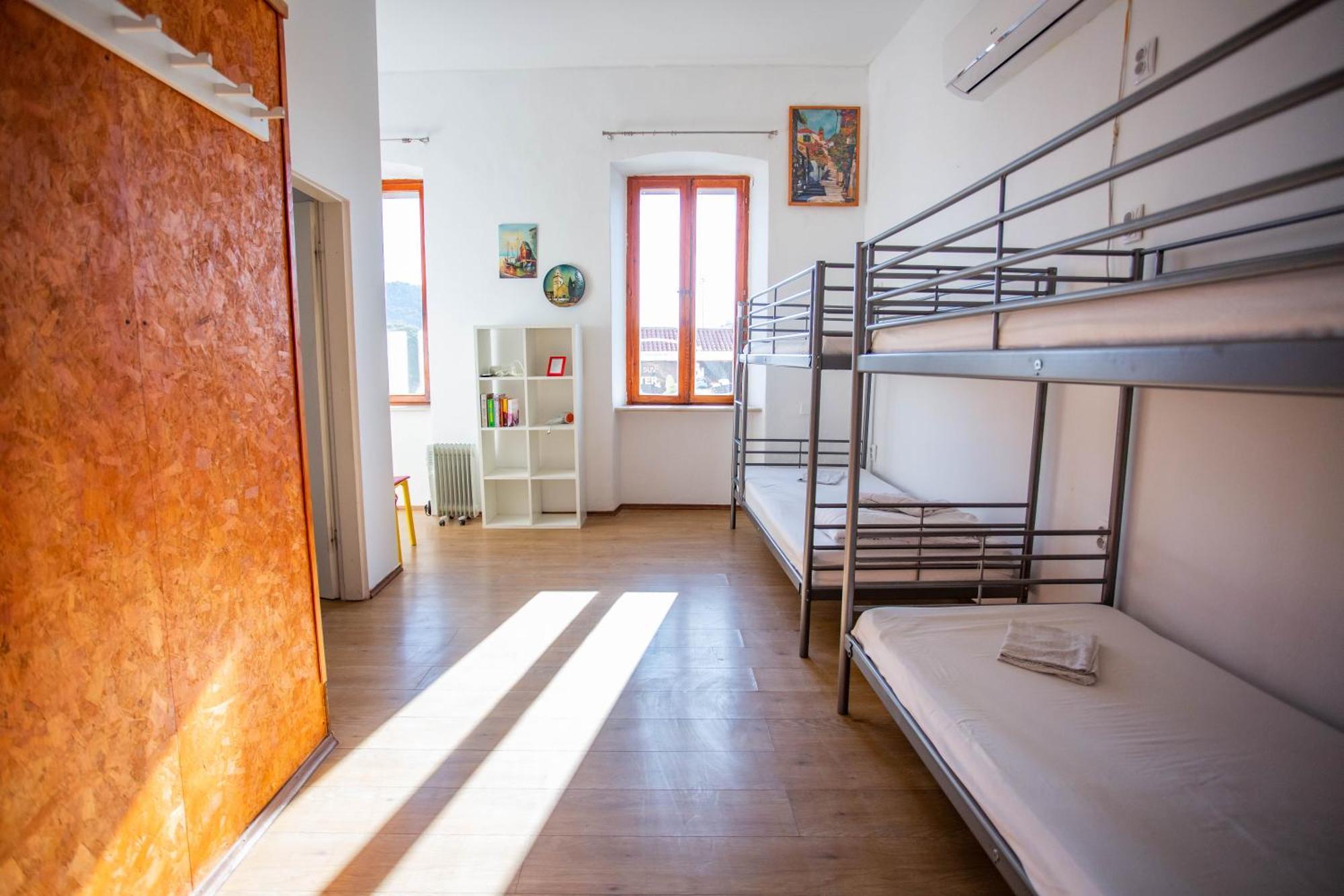 Guest house Anchi 3*